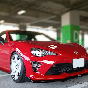 86 ZN6