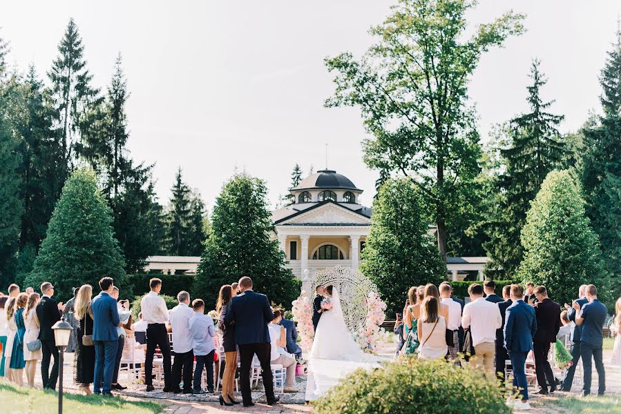 Hochzeitsfotograf Denis Komarov (komaroff). Foto vom 26. April 2020