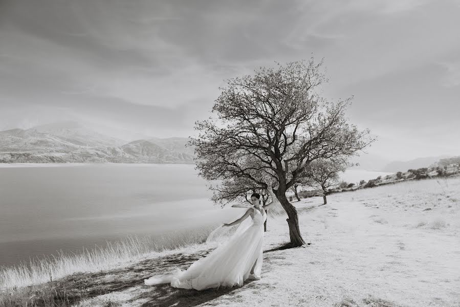 Fotógrafo de casamento Anton Bedrickiy (abedritskiy). Foto de 15 de março 2022