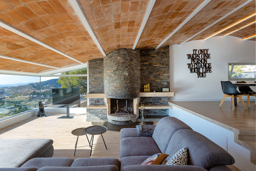 House 4