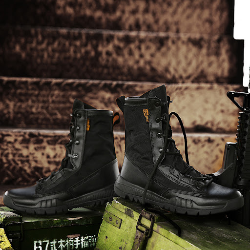 Title 5, Light and breathable high-top combat boots, lar...