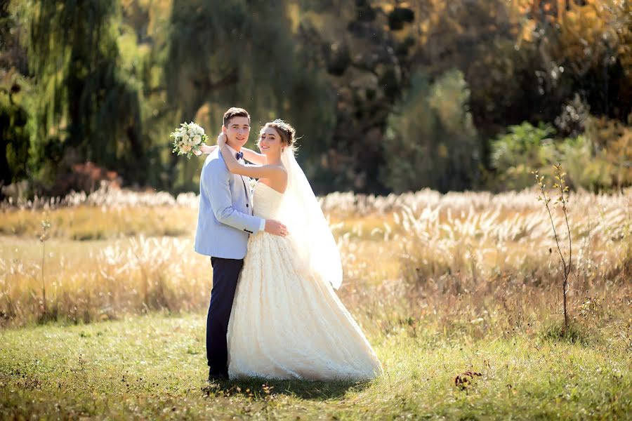 Fotógrafo de casamento Oksana Mala (omala). Foto de 27 de novembro 2018