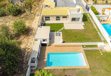 Villa with pool and terrace 5