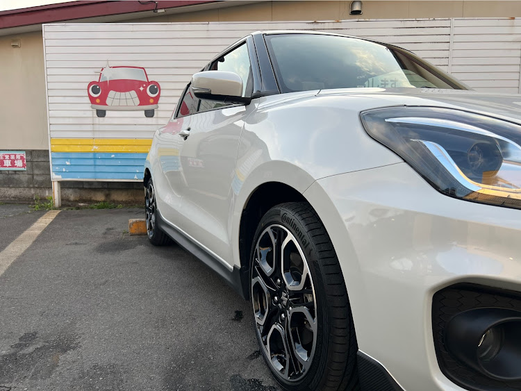 スイフトスポーツの洗車・スイフトスポーツZc33s・スイスポ乗りと繋がりたいに関するカスタム事例の投稿画像1枚目