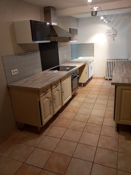 Location  maison 4 pièces 101 m² à Mauvezin (32120), 730 €