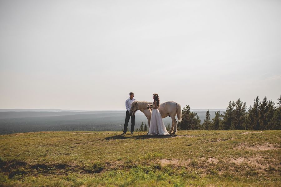 Photographe de mariage Sergey Sharin (cerac888). Photo du 5 octobre 2016