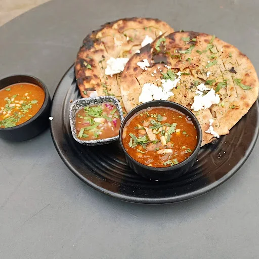 Paneer Chur Chur Naan Thali