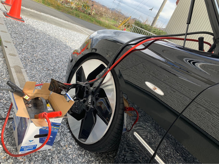 クラウンロイヤルの車高調の弱点・エアサス欲しい・docomo・Piece of junk styleに関するカスタム事例の投稿画像1枚目