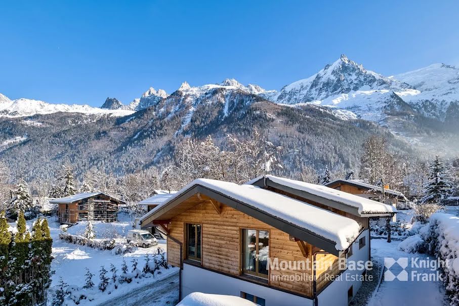 Vente chalet 7 pièces 250 m² à Chamonix-Mont-Blanc (74400), 1 975 000 €