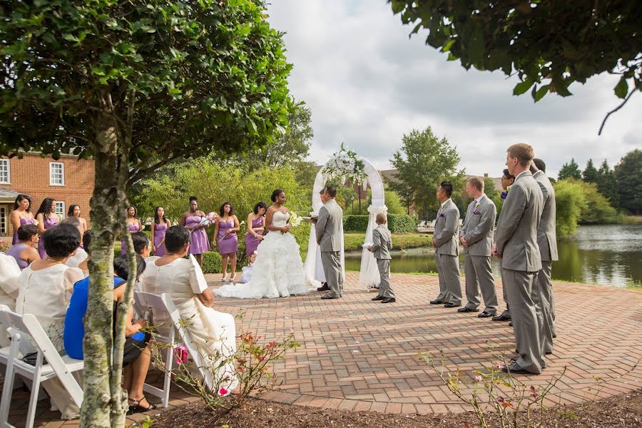 Wedding photographer Dustin Lewis (dustinlewis). Photo of 7 September 2019