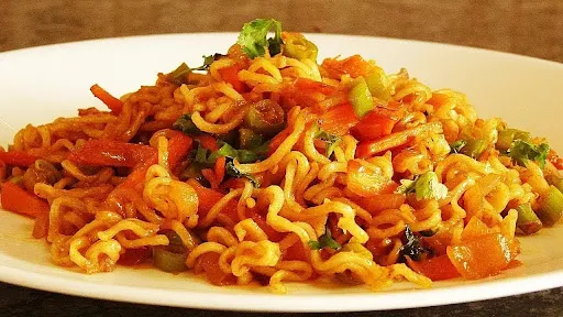 Masala Maggi With Special Tea