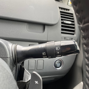 ヴォクシー ZRR70W