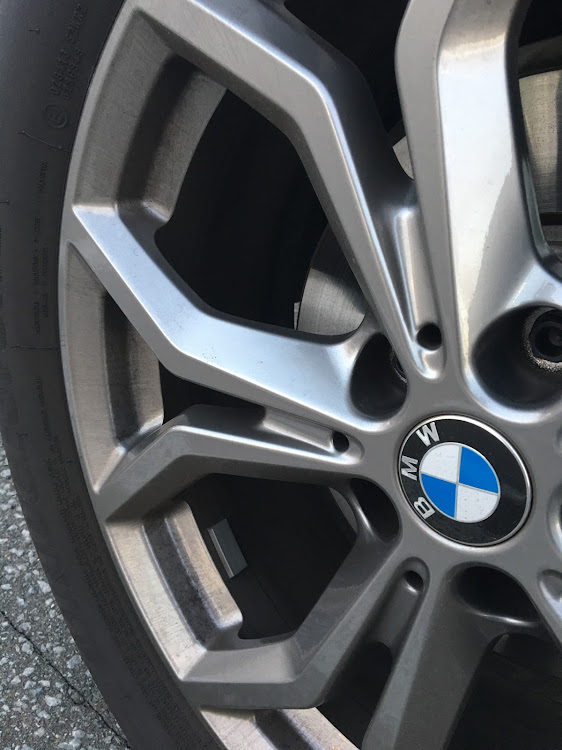 X3のびびった・運転へた・車両感覚0に関するカスタム事例の投稿画像4枚目