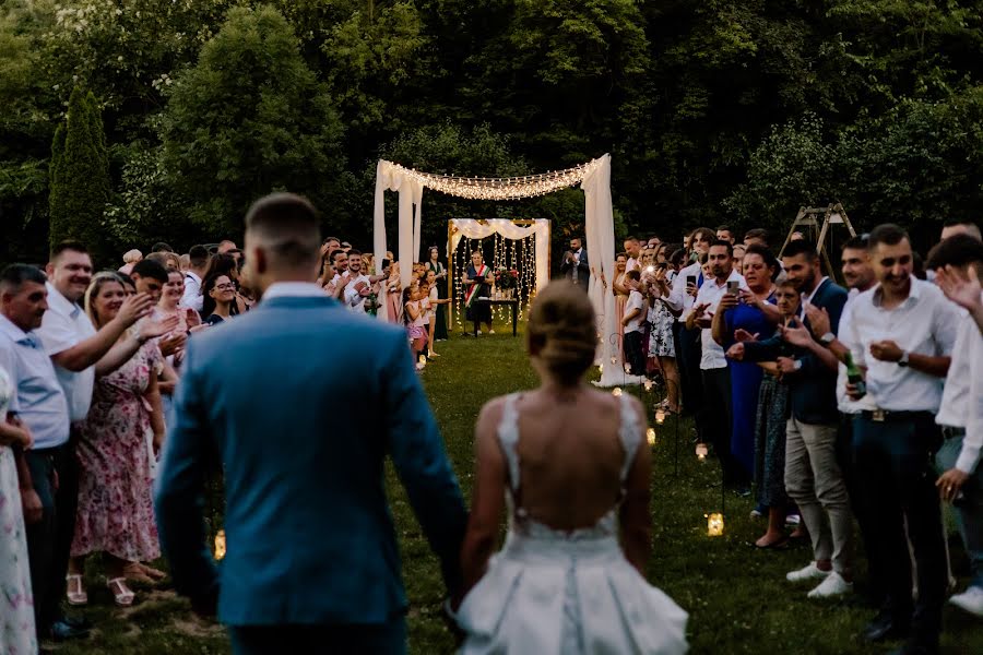 Wedding photographer Bea Zelenák (myes). Photo of 24 June 2022