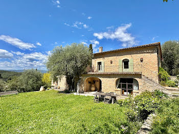 villa à Mougins (06)