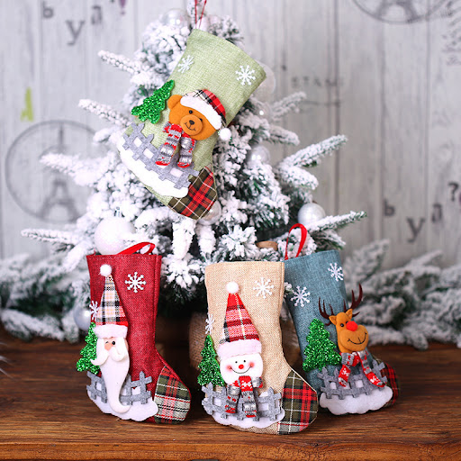 Title 5, Christmas Socks Gift Bag Pendant Delight someon...