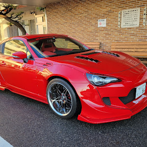 86
