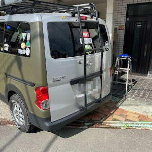 NV200バネット