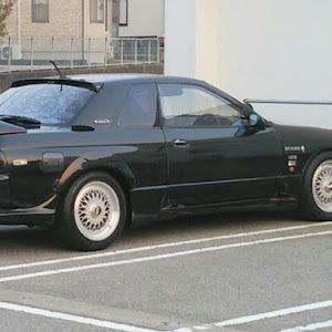 スカイラインクーペ R32