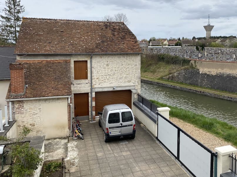 Vente maison 6 pièces 180 m² à Briare (45250), 249 000 €