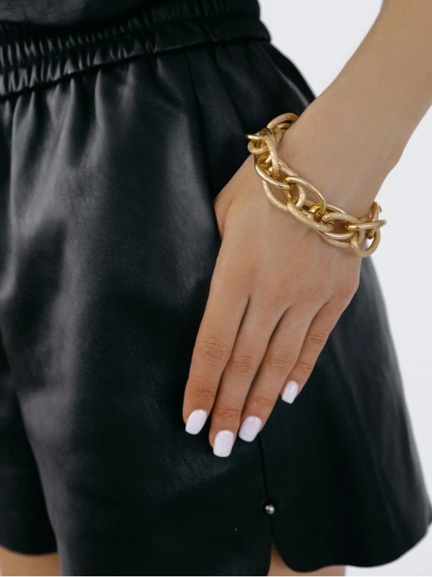 Trendy kleur stitching eenvoudige ketting voor vrouwen, street hip-hop stijl, een stijlvol accessoire om je outfit compleet te maken.