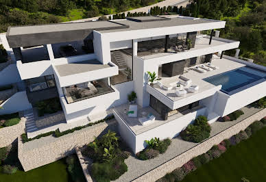 Villa with pool and terrace 4