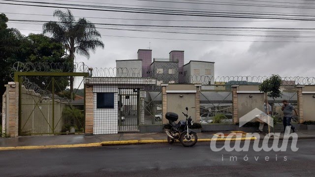 Casa à venda com 2 quartos, 48m² - Foto 2