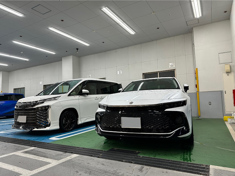 ヴォクシーの毎日投稿継続中・スマホ機種変更成功・新型クラウン・クラウンとコラボに関するカスタム事例の投稿画像3枚目