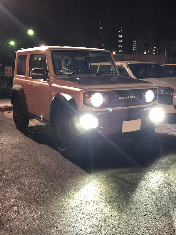 ジムニーシエラのフォグランプ交換に関するカスタム事例の投稿画像1枚目