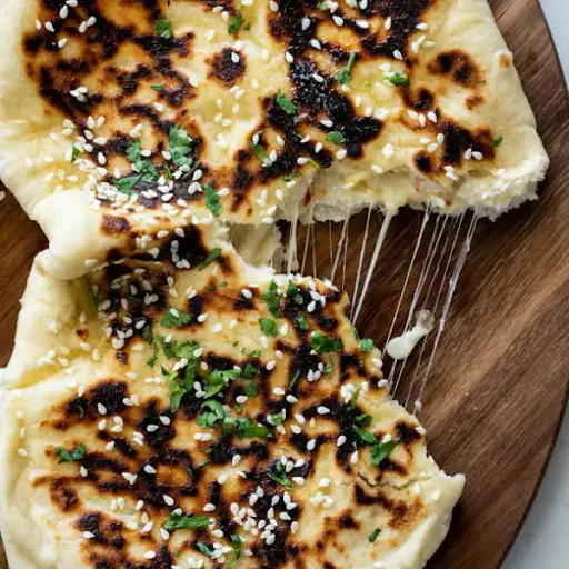 Garlic Cheese Naan