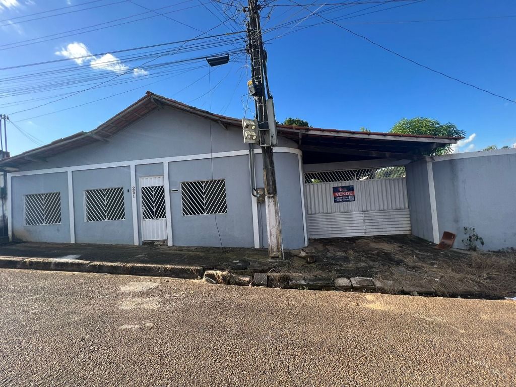 Casas à venda Apoena