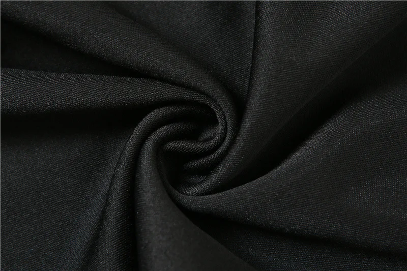 Robe femme longue, col droit et fente à la hanche, coupe ajustée et élégante, parfaite pour un look sophistiqué et moderne