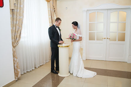 Fotógrafo de casamento Marina Eroshina (mari-ka). Foto de 9 de fevereiro 2016