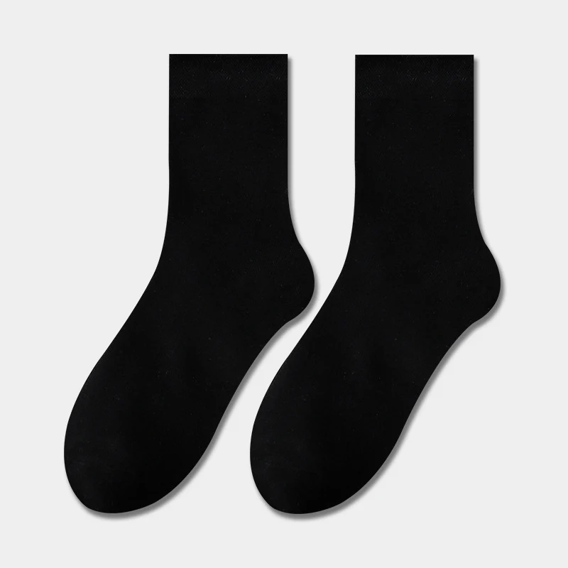 Meias desodorantes sem lavagem que absorvem o suor, mantendo seus pés frescos e secos. Conforto e proteção diária.