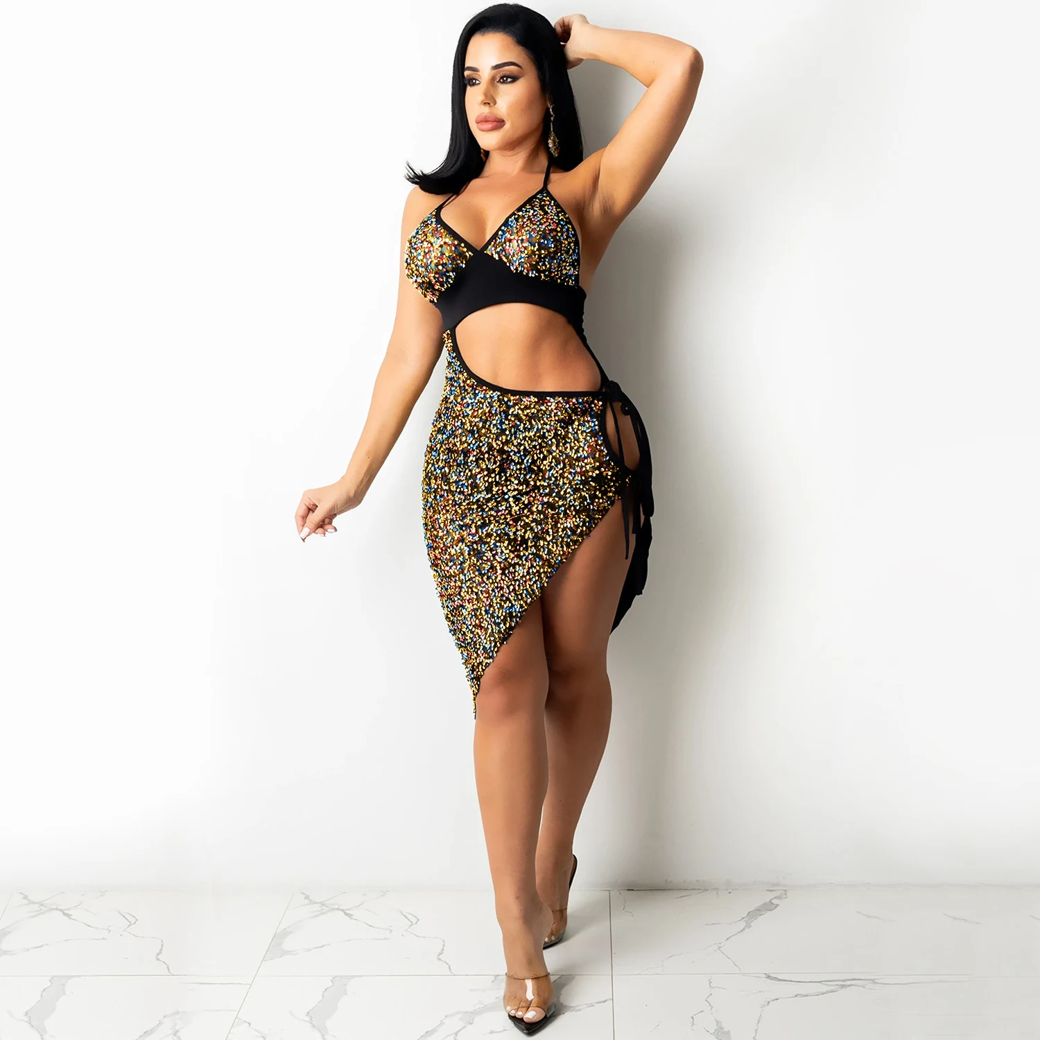 Title 8, Robe HTH 2212089 à sequins, dos nu, fente et la...