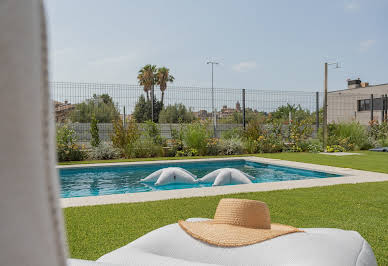 Maison avec jardin et terrasse 10