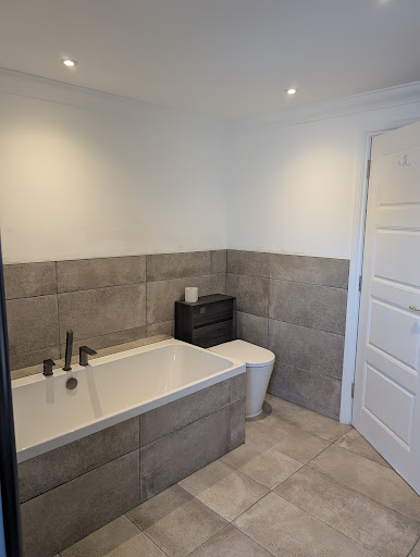 April 2025 Complete bathroom installation