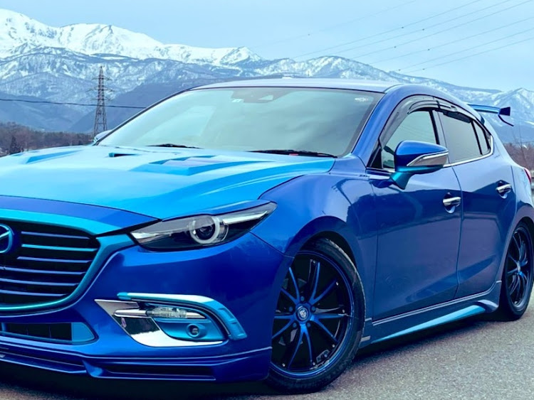 アクセラスポーツのマツダ・アクセラスポーツ・MAZDA・バンパー塗装・ツートンカラーに関するカスタム事例の投稿画像5枚目