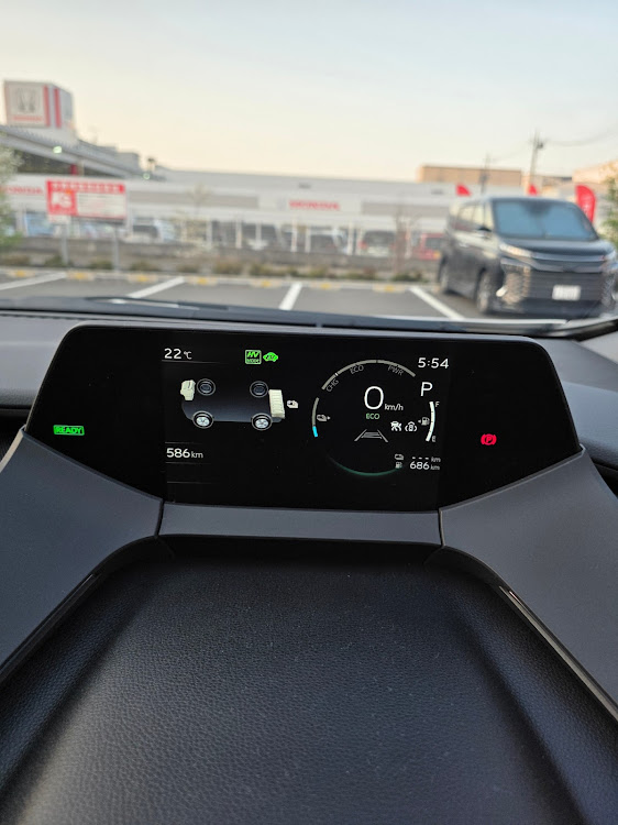 プリウスのケース電気新座店・武蔵野フーズ所沢工場・自宅の駐車場に関するカスタム事例の投稿画像5枚目