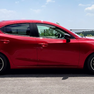 MAZDA2 DJLFS