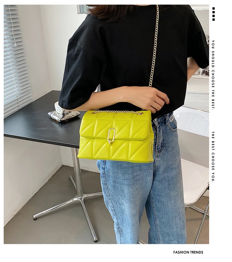 Sac carré bandoulière femme, petit sac à main tendance, parfait pour toutes les occasions, élégant et pratique pour transporter vos essentiels.