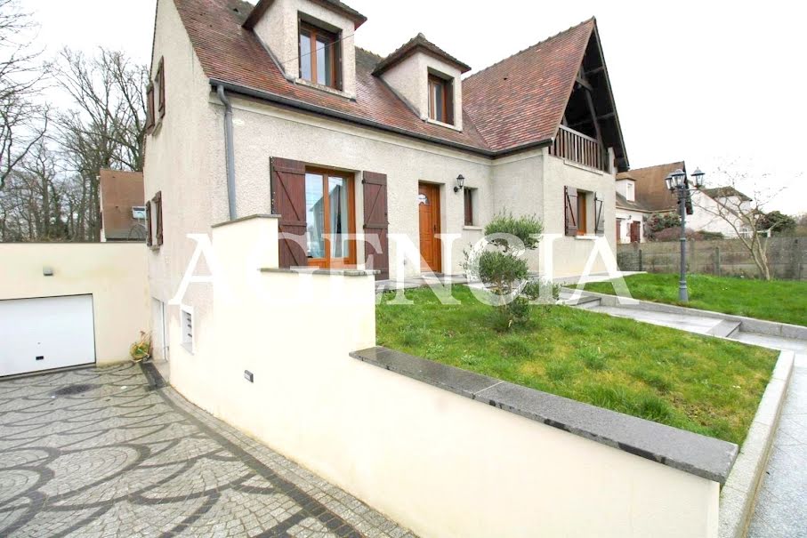 Vente maison 7 pièces 130 m² à Villecresnes (94440), 590 000 €