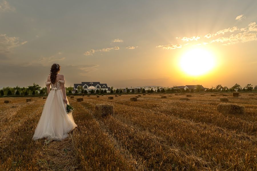 Fotografo di matrimoni Gone Mtchedlidze (gone). Foto del 13 agosto 2022