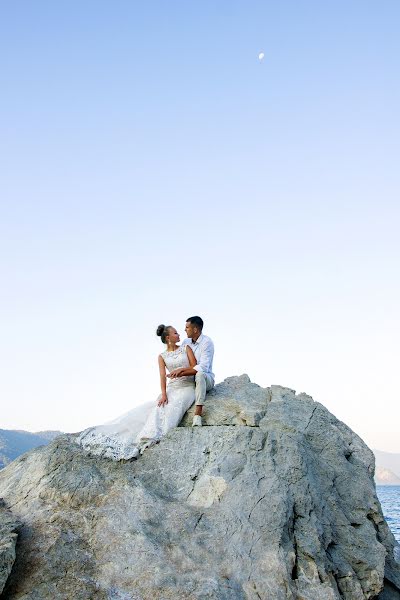 Fotógrafo de casamento Olga Erkyzan (photoraw). Foto de 26 de março 2019