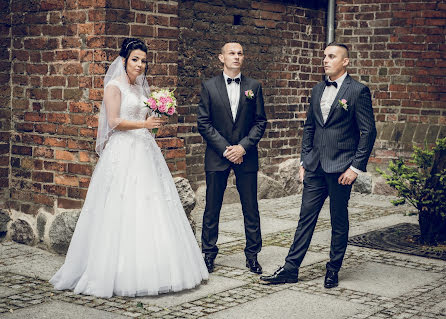 Photographe de mariage Robert Mierzwiński (mrantoni). Photo du 30 juin 2020