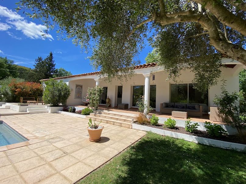 Vente villa 5 pièces 140 m² à Le Val (83143), 580 000 €