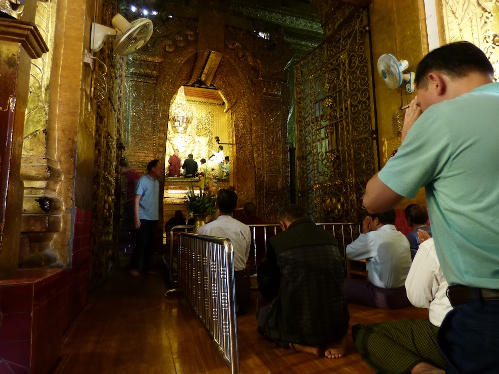 mahamuni pagoda - mandalay