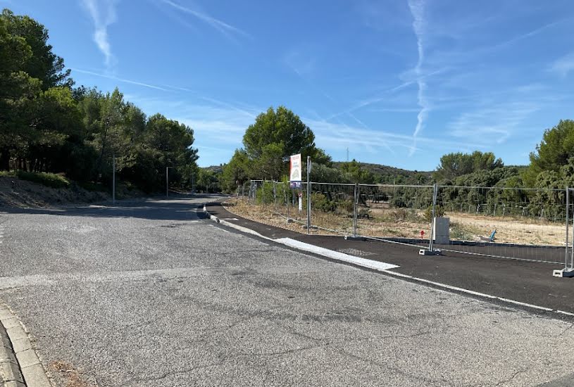  Vente Terrain à bâtir - 811m² à Lançon-Provence (13680) 