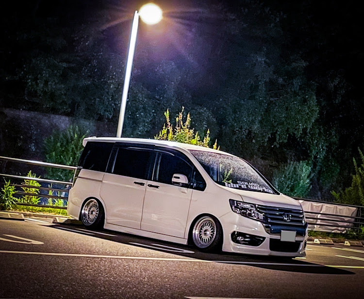 ステップワゴンスパーダのハロウィン・10月も終わり・STEP CREW SQUADに関するカスタム事例の投稿画像1枚目