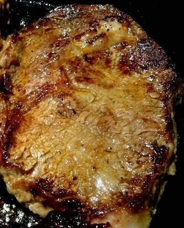 BONNIE'S SPITTIN' HOT SKILLET STEAKS